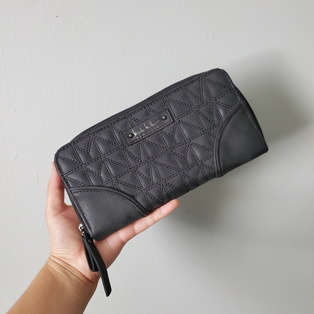 Nicole Miller New York Logo Quilted Zipper Long Wallet Coin Purse